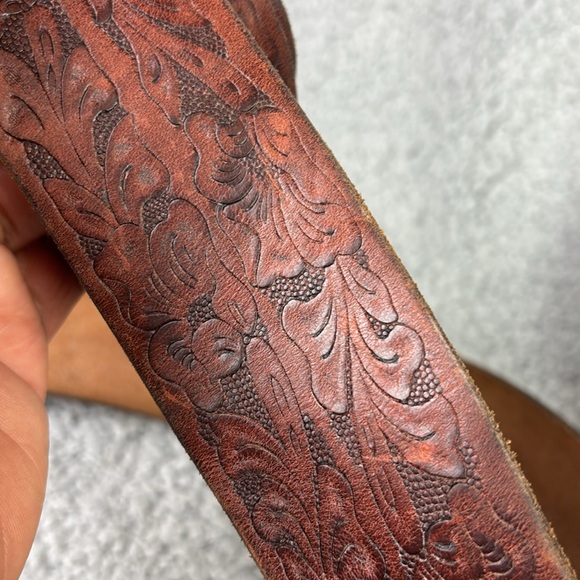 SWANK Brown Leather Belt with Gold Buckle - Picture 3 of 4